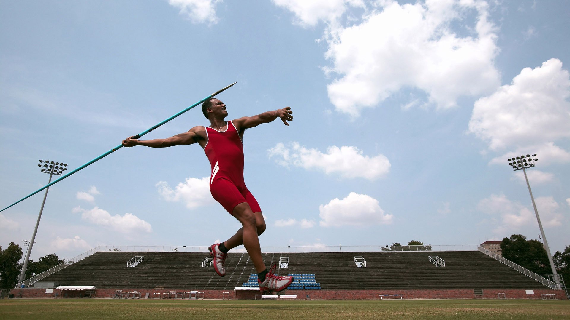 米兰体育app下载-向鹏澳门赛首轮落败，国乒男单问题不容忽视，向鹏乒乓